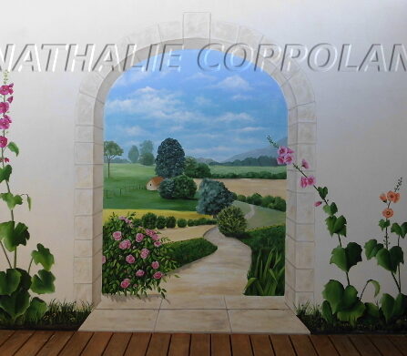 Peinture murale mur extérieur dans une cour, Thairé. Trompe l'oeil paysage de campagne - Nathalie Coppolani Artiste peintre Charente-Maritime